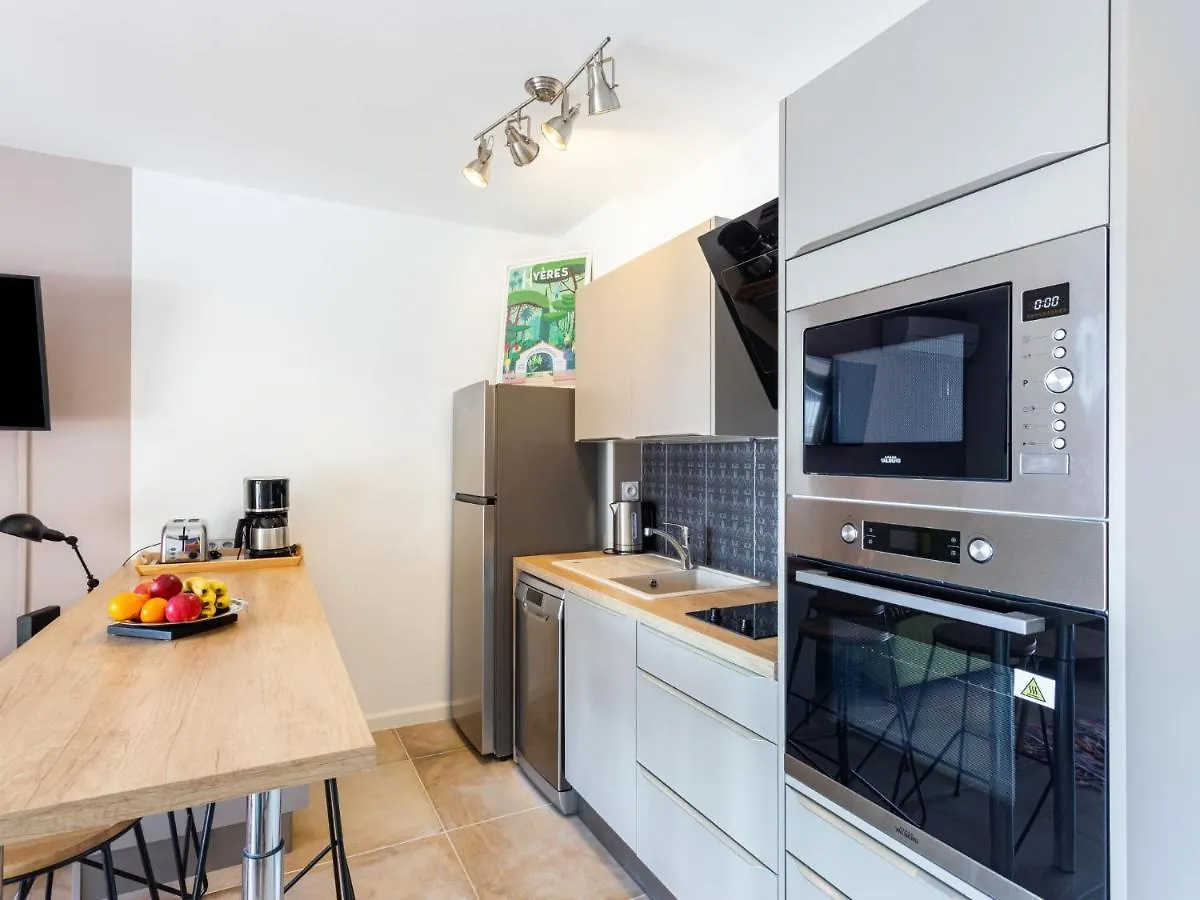 Apartment Port De La Gavine I By Interhome Hyeres